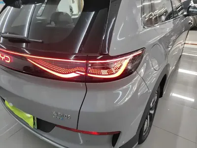 BYD 海狮05 EV 2025, 10800 км, за 97899 CNY - фото 8