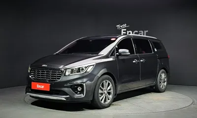 Kia Canival · 2019 год