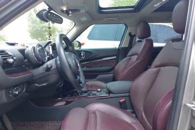 MINI Clubman 2018, 30100 км, за 100930.02 CNY - фото 12
