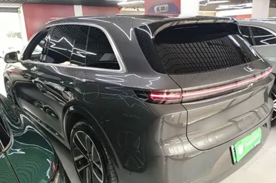Li Auto L6 2024, 30700 км, за 191498.79 CNY