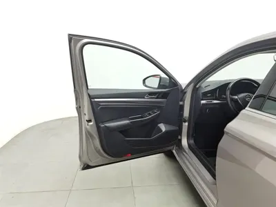 Volkswagen Bora 2021, 81600 км, за 41900 CNY - фото 8