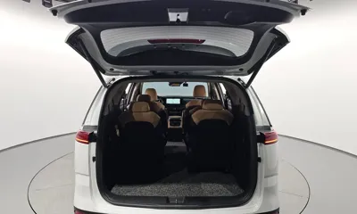 Kia Canival 2023, 30339 км, за 29000000 KRW - фото 32
