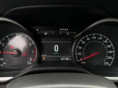Chevrolet Monza 2020, 80000 км, за 20500 CNY - фото 9