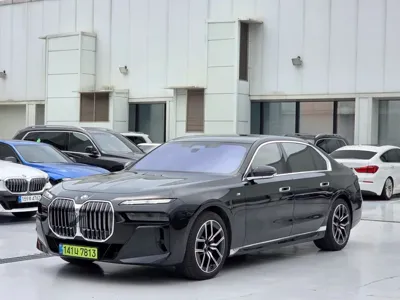 BMW 7-Series · 2024 год