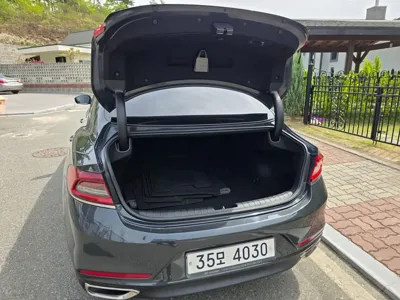 Hyundai Grandeur 2018, 187378 км, за 9800000 KRW - фото 9