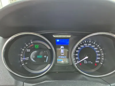 Hyundai Sonata 2012, 69521 км, за 6600000 KRW - фото 8