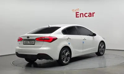 Kia K3 2014, 135282 км, за 6800000 KRW