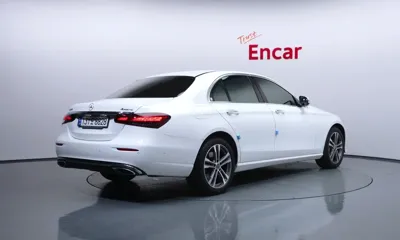 Mercedes-Benz E-Class 2022, 68178 км, за 35000000 KRW