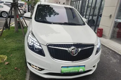 Buick GL8 2018, 57800 км, за 92676.72 CNY