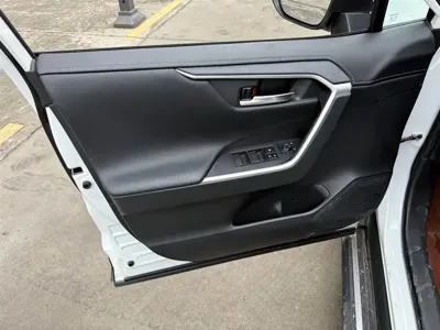 Toyota RAV4 2022, 36000 км, за 93800 CNY - фото 6