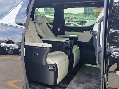 Lexus LM 2021, 52000 км, за 718000 CNY - фото 12