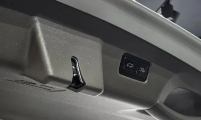 Kia Canival 2023, 89820 км, за 34500000 KRW - фото 20