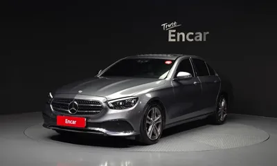 Mercedes-Benz E-Class · 2022 год