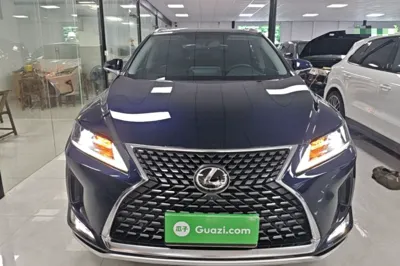 Lexus RX 2020, 53300 км, за 235581.06 CNY