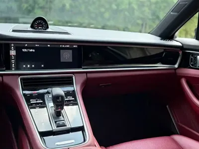 Porsche Panamera 2017, 80000 км, за 438000 CNY - фото 18