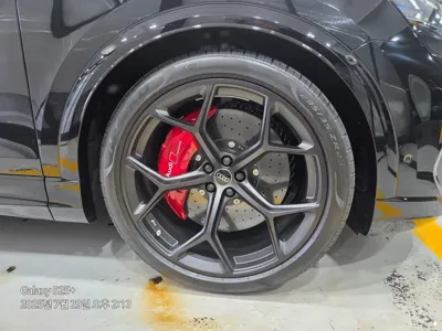 Audi RSQ8 2025, 15000 км, за 156670000 KRW - фото 17