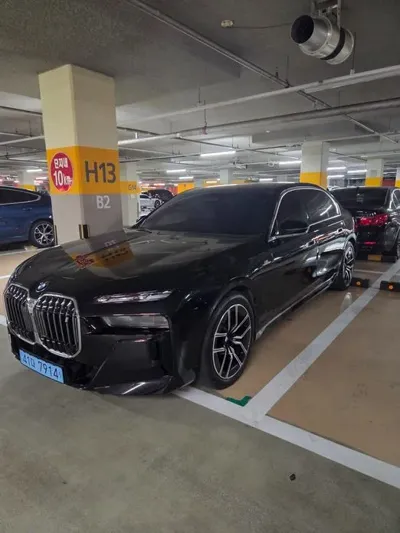 BMW i7 2024, 26471 км, за 115000000 KRW