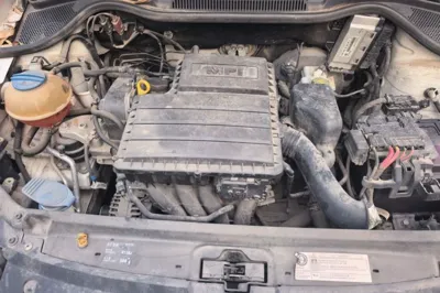 Volkswagen Polo 2016, 85500 км, за 34968.36 CNY - фото 22