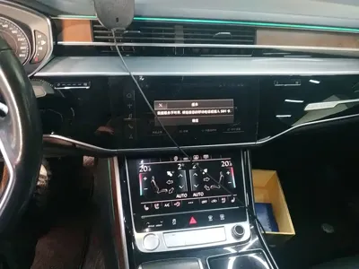 Audi A8 2019, 129900 км, за 299200 CNY - фото 9