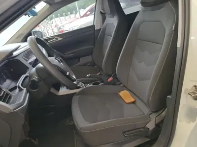 Volkswagen Polo 2023, 40000 км, за 62300 CNY - фото 15