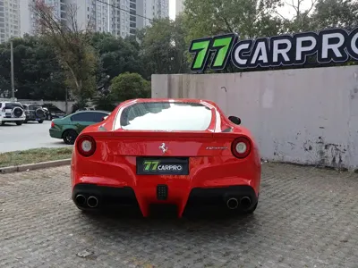 Ferrari F12berlinetta 2015, 13000 км, за 2330000 CNY - фото 10