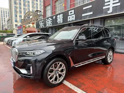 BMW X7 2022, 80000 км, за 428000 CNY - фото 2