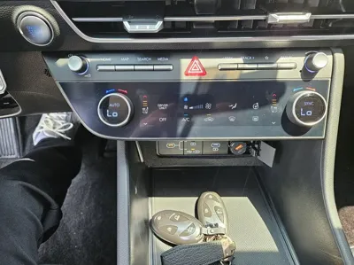 Hyundai Sonata 2024, 6509 км, за 26900000 KRW - фото 8