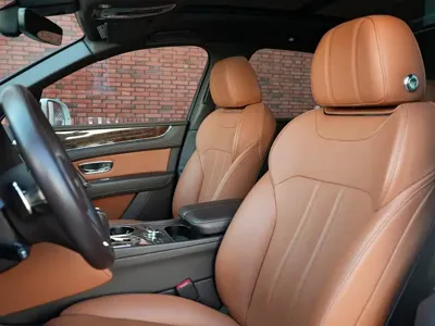 Bentley Bentayga 2019, 180000 км, за 828000 CNY - фото 4