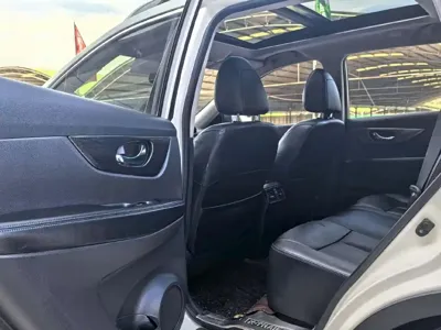Nissan X-Trail 2016, 118000 км, за 49800 CNY - фото 9