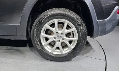 Jeep Cherokee 2015, 210666 км, за 6900000 KRW - фото 5