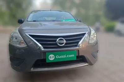 Nissan Sunny 2015, 122300 км, за 22357.49 CNY