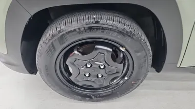 Hyundai Casper 2023, 10748 км, за 10224.56 USD
