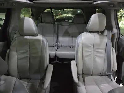 Toyota Sienna 2012, 55178 км, за 13500000 KRW - фото 8