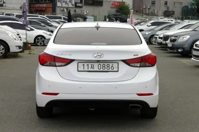 Hyundai Avante 2016, 105202 км, за 7400000 KRW - фото 5