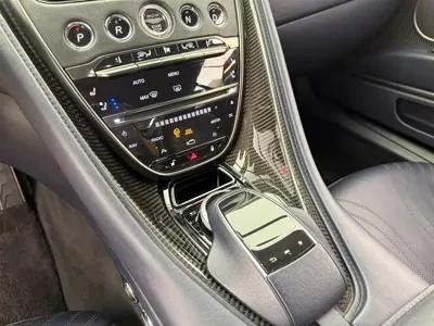 Aston Martin DB11 2019, 45000 км, за 788000 CNY - фото 6