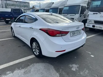 Hyundai Avante 2014, 126772 км, за 6300000 KRW