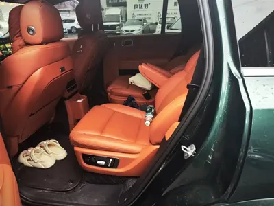 Li Auto Li L9 2023, 95000 км, за 221800 CNY