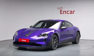Porsche Taycan · 2025 год