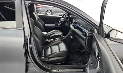 Hyundai Veloster 2019, 98508 км, за 15900000 KRW - фото 11