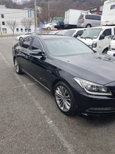 Hyundai Genesis 2014, 178478 км, за 9500000 KRW - фото 4
