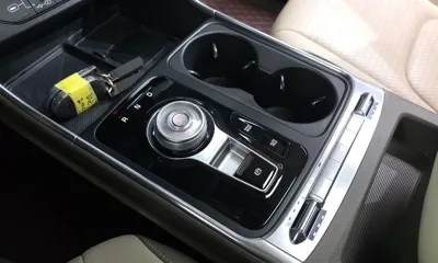 Kia Canival 2024, 49600 км, за 41000000 KRW - фото 9