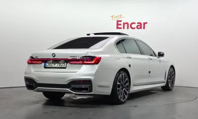 BMW 7-Series 2021, 112614 км, за 52600000 KRW