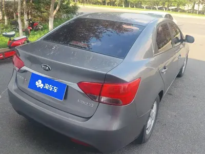 Kia Forte 2014, 95300 км, за 14000 CNY