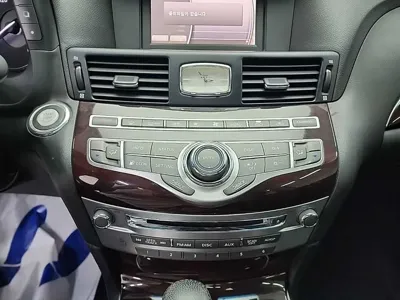 Infiniti M 2011, 114564 км, за 3000000 KRW - фото 10