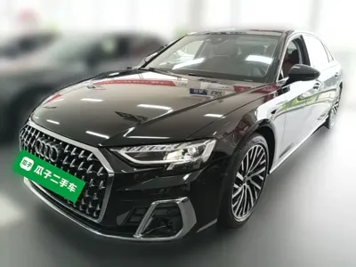Audi A8 · 2024 год