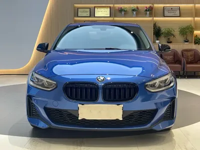 BMW 1 Series 2019, 26000 км, за 78800 CNY