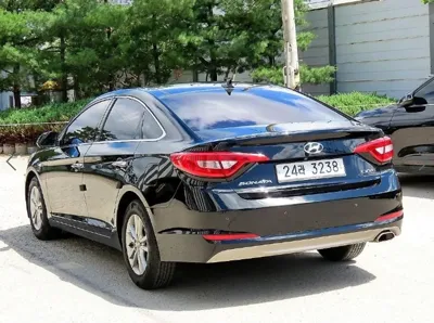 Hyundai Sonata 2015, 95143 км, за 7500000 KRW - фото 3