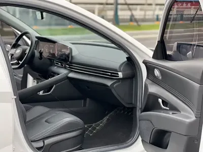 Hyundai Elantra 2021, 35000 км, за 52800 CNY - фото 9