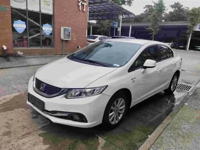 Honda Civic 2015, 57000 км, за 28800 CNY - фото 1