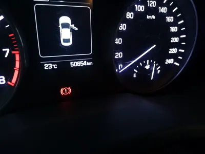 Hyundai Elantra (6th Generation 2016, 50599 км, за 40706.24 CNY - фото 13